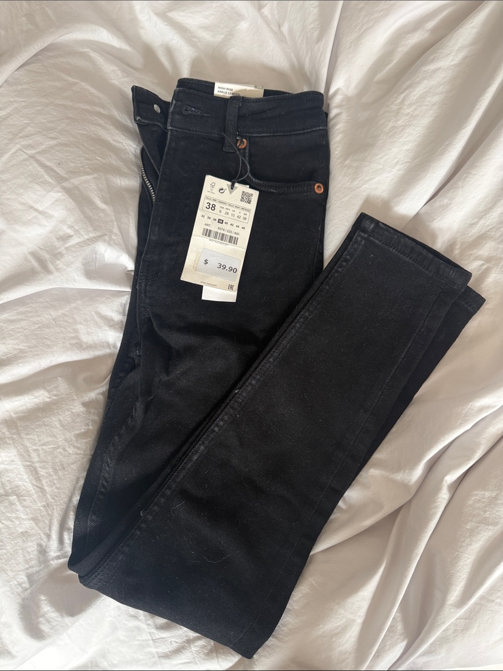 Zara Black Skinny Women’s Jeans